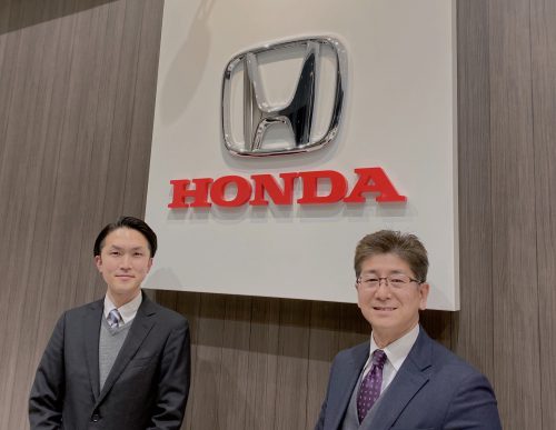 店主 (右)店長 林田 建さん、(左)店長代理 岩瀬祐樹さん