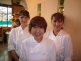 店主 福島奈奈さん、熊田まゆみさん、村野あや子さん
