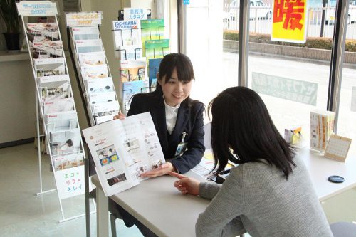 お客さま第一という基本姿勢を徹底し、お客さまのより良い生活を考えて最良のサービスを提案