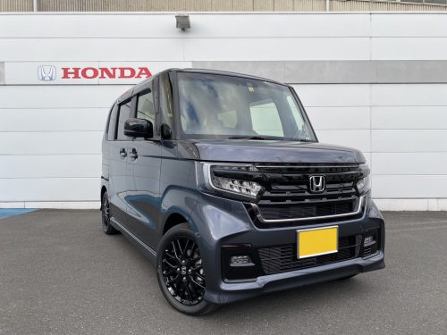 社員がほれ込んだN BOX 。全社挙げて、とにかくイチオシ。軽自動車とな思えないゆったり感、安定性が大きな魅力